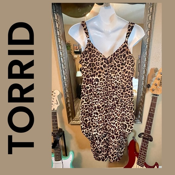 TORRID BodyCon Marilyn Monroe Midi Ruched Leopard Print V-Back Dress 22/24 NWT - Picture 8 of 16